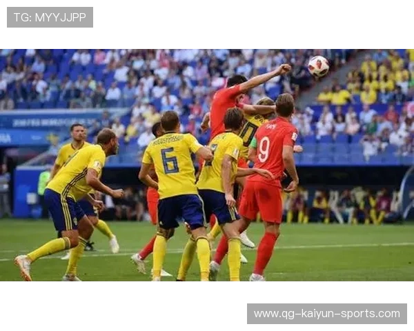 中后卫训练中完成跨区长传，反击速度显著提升